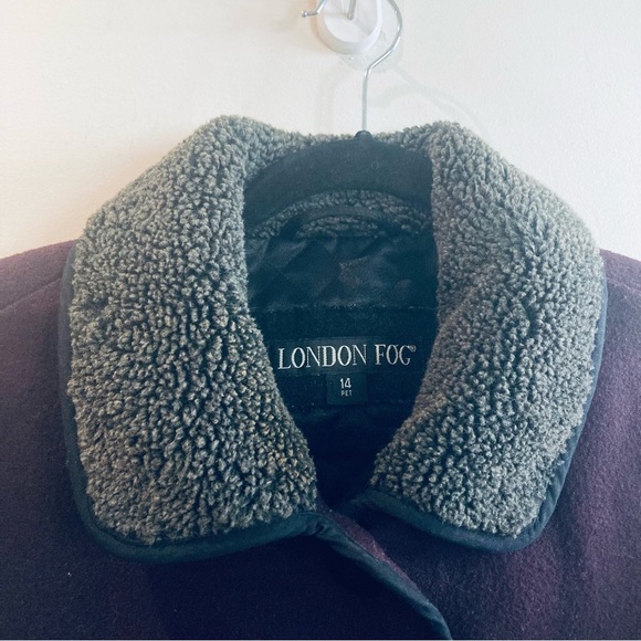 LONDON FOG Sz 14P Wool Blend Quilted Lining Colour Block Button Closure Pea Coat - Picture 3 of 15